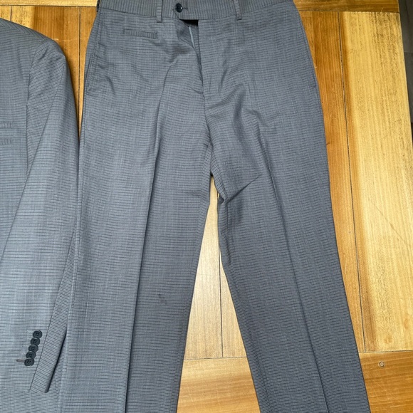 English Laundry suit - Picture 4 of 6